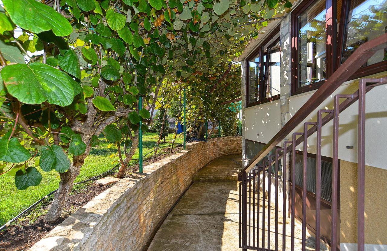 Apartment Milan 1174 Pula Exterior foto